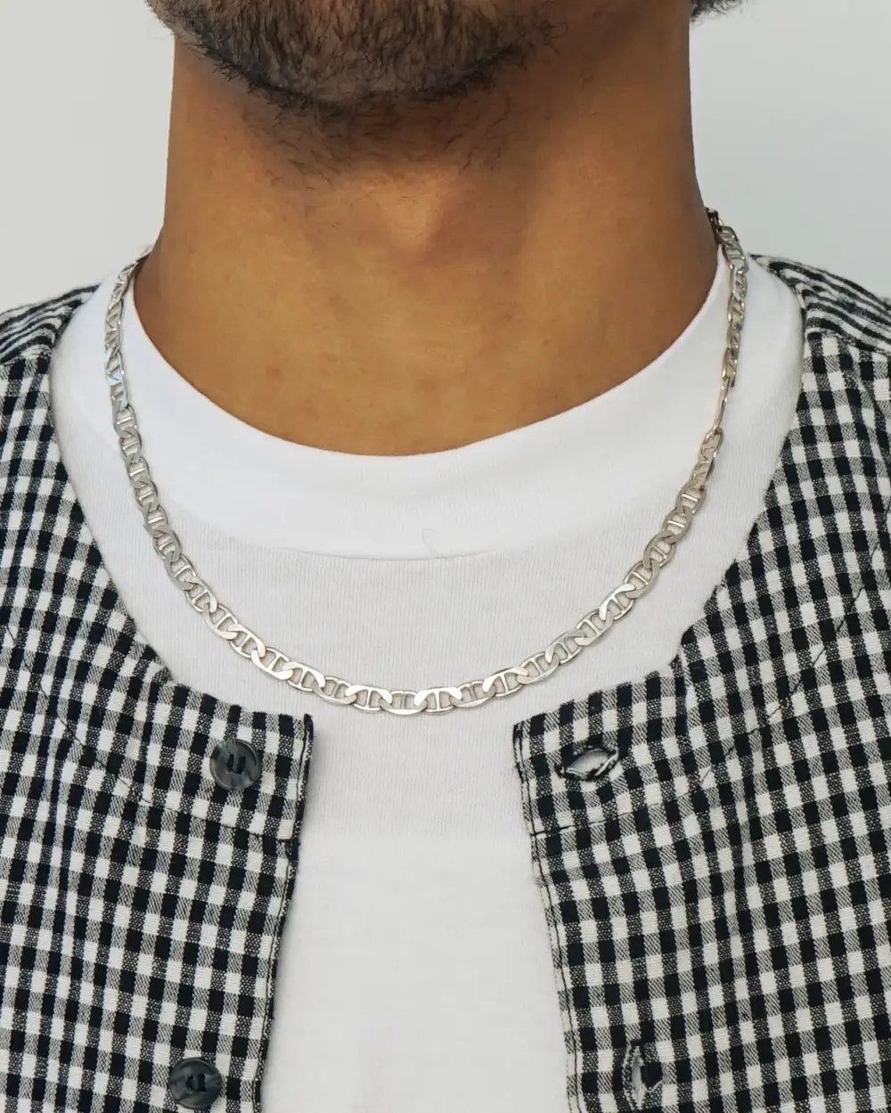 Refined Anchor Chain Necklace