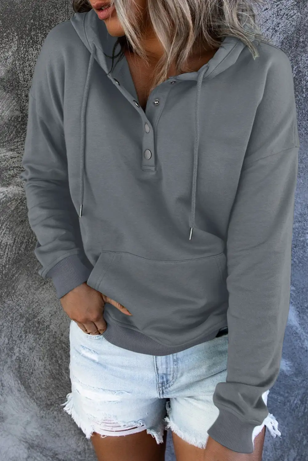 Relaxed Pocketed Long-Sleeve Hoodie