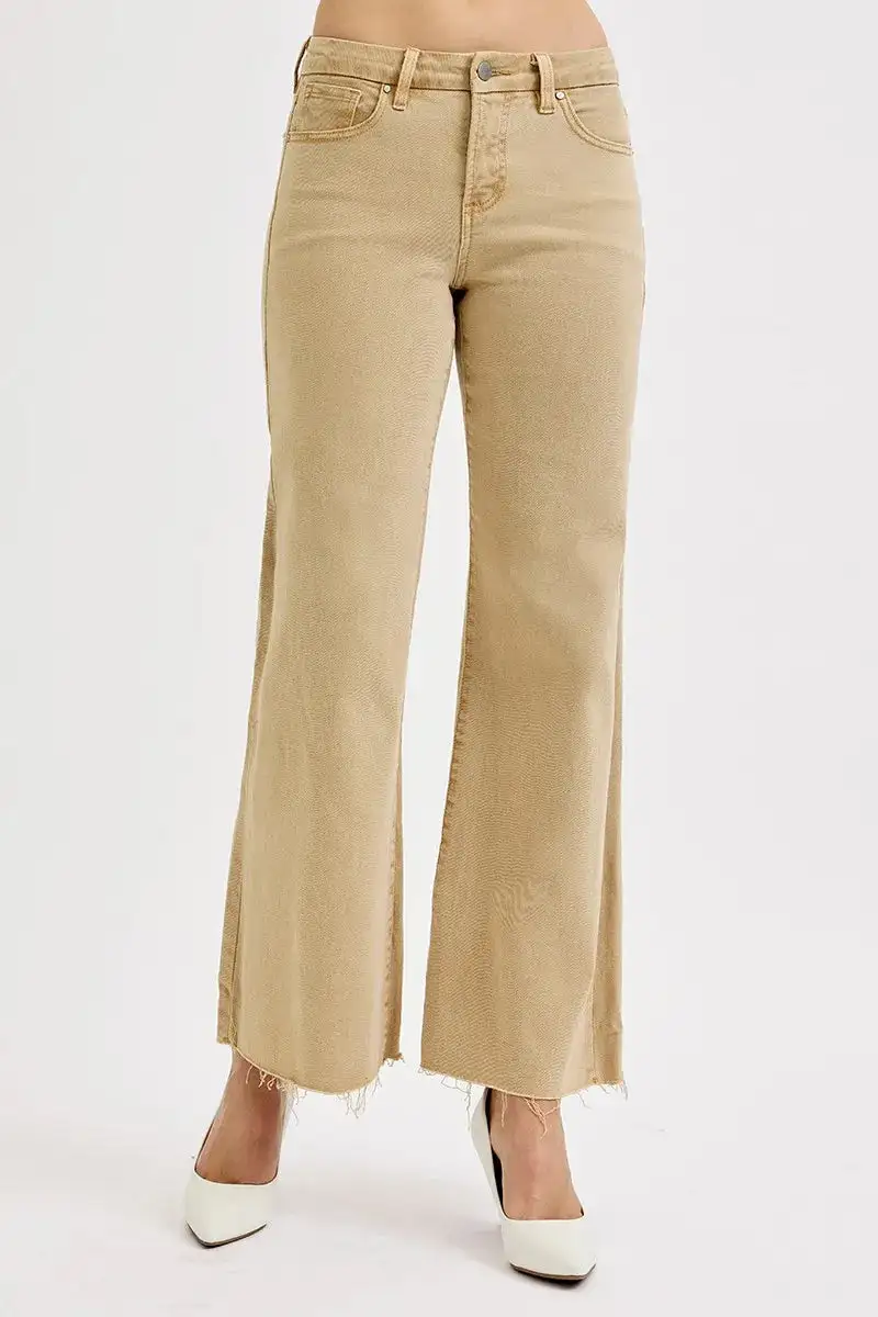 Relaxed Wide Leg Raw Hem Denim Jeans