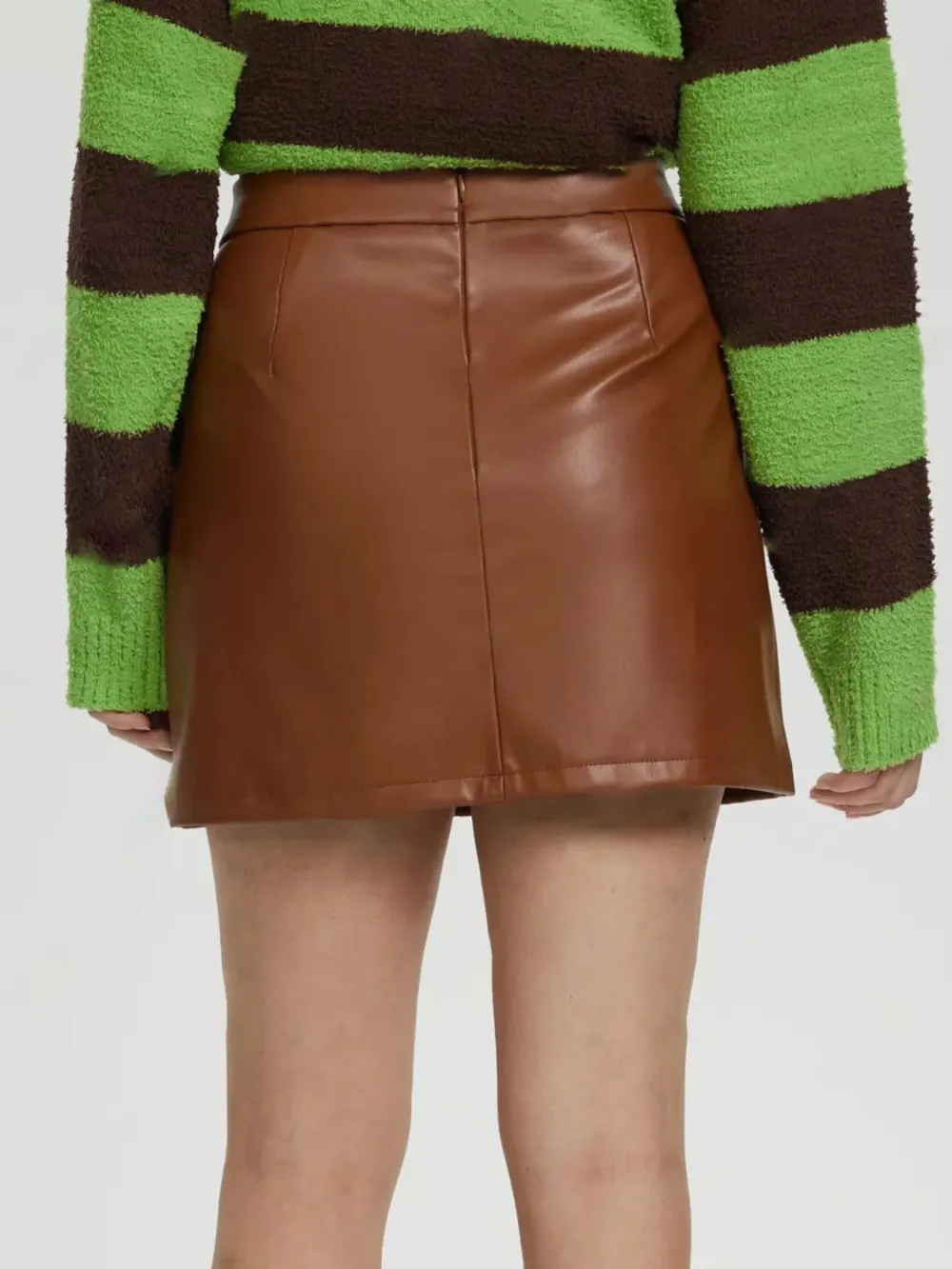 Fitted Mini Zipper Skirt