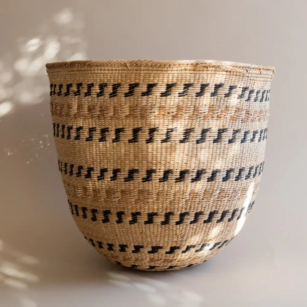 Basket with Perisi Fungi