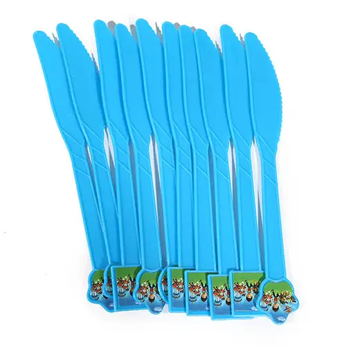 Structured Disposable Tableware Decor Set