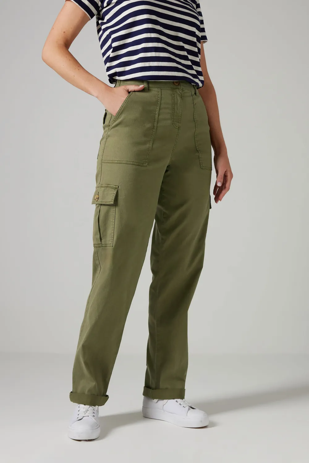 Cargo Pocket Straight Leg Jeans