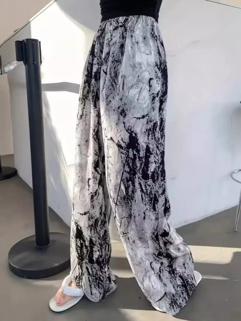 Abstract Print Wide Leg Casual Pants