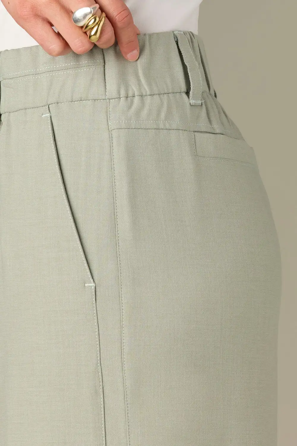 Pull-On Side Seam Tailored Trousers