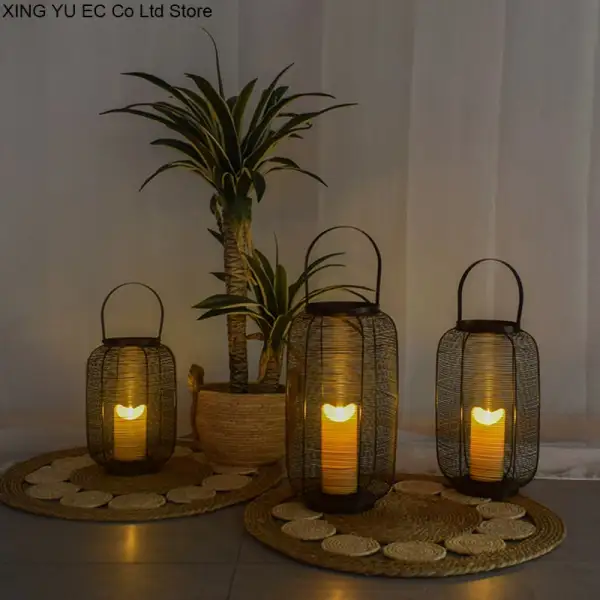 Metal Artificial Round Decorative Holder