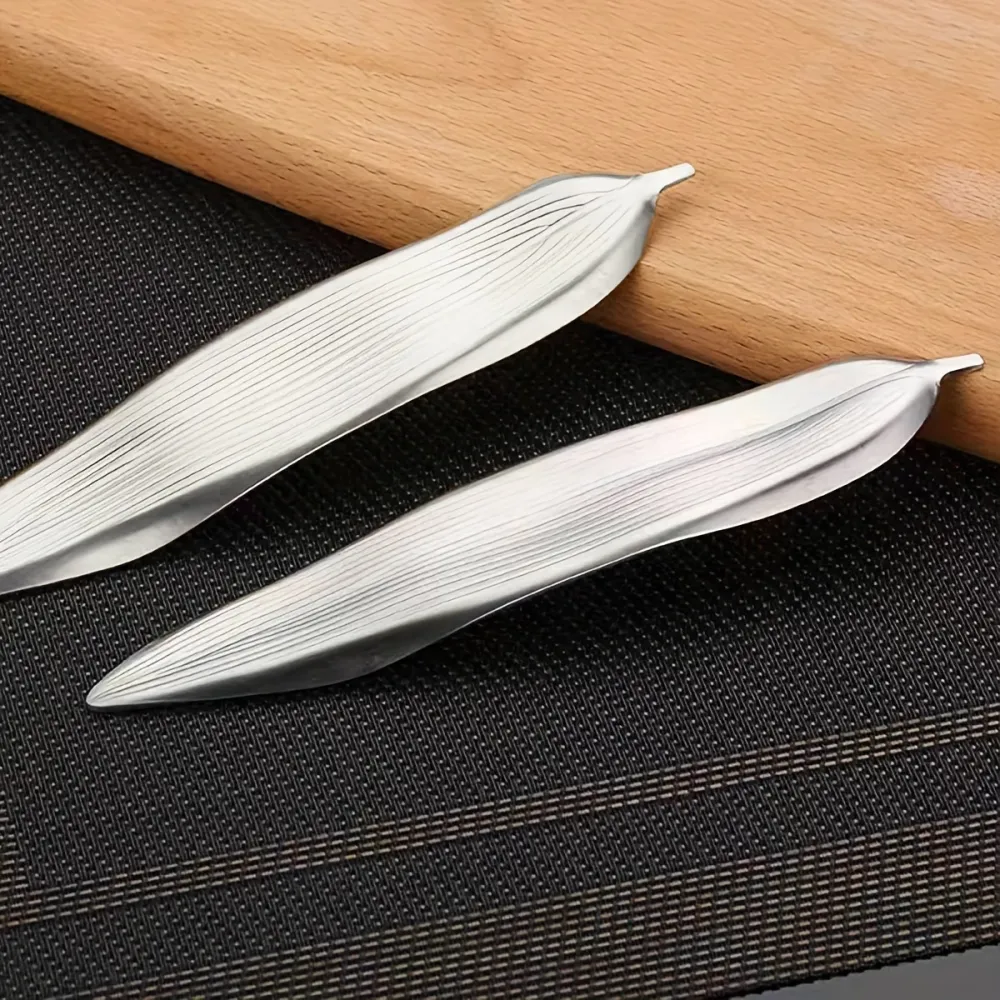 Leaf-Shaped Chopstick Rest