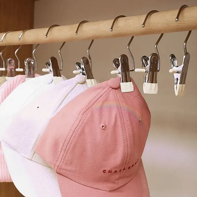 Versatile Closet Hanging Storage Clips