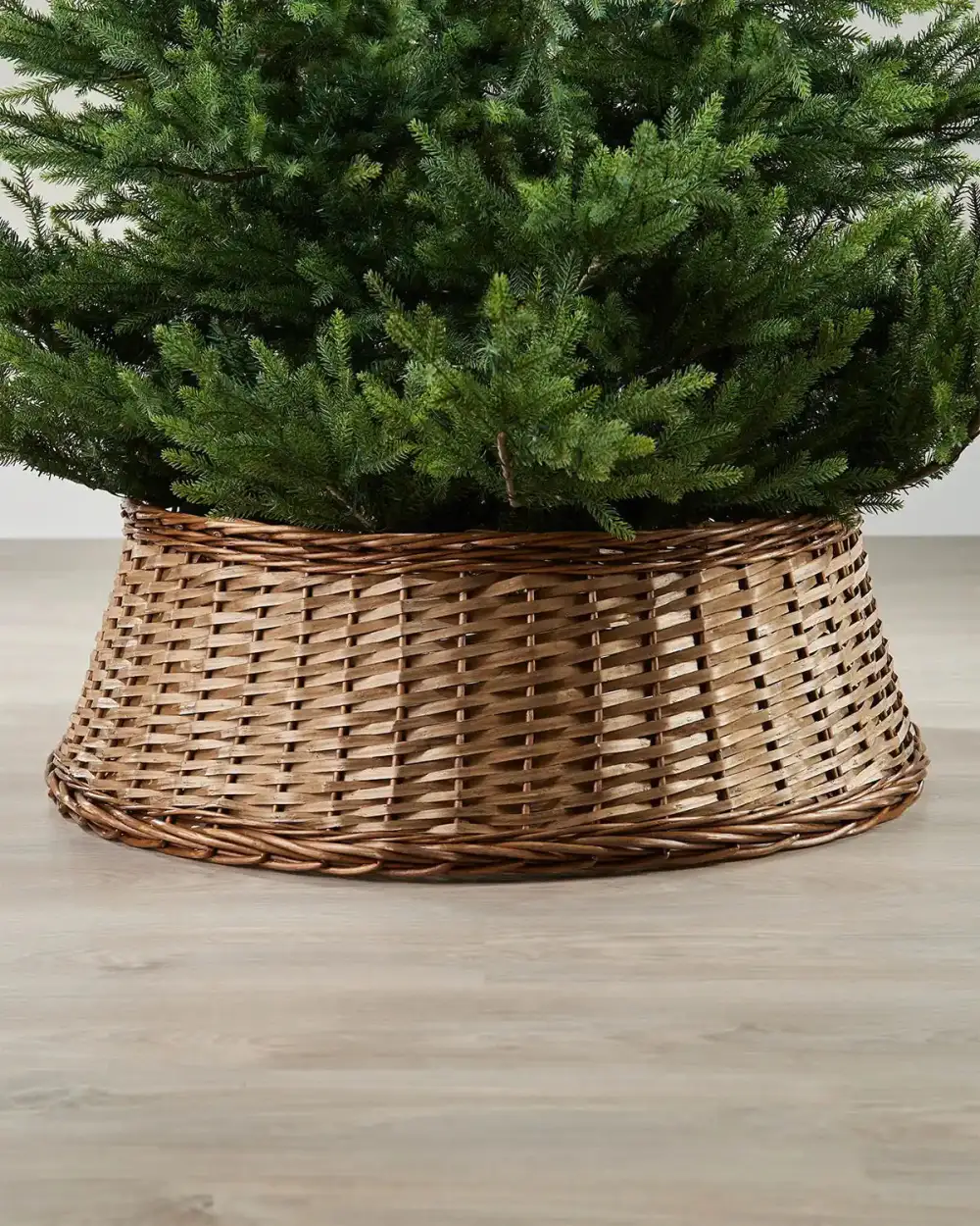 Hand-Woven Wicker Tree Collar