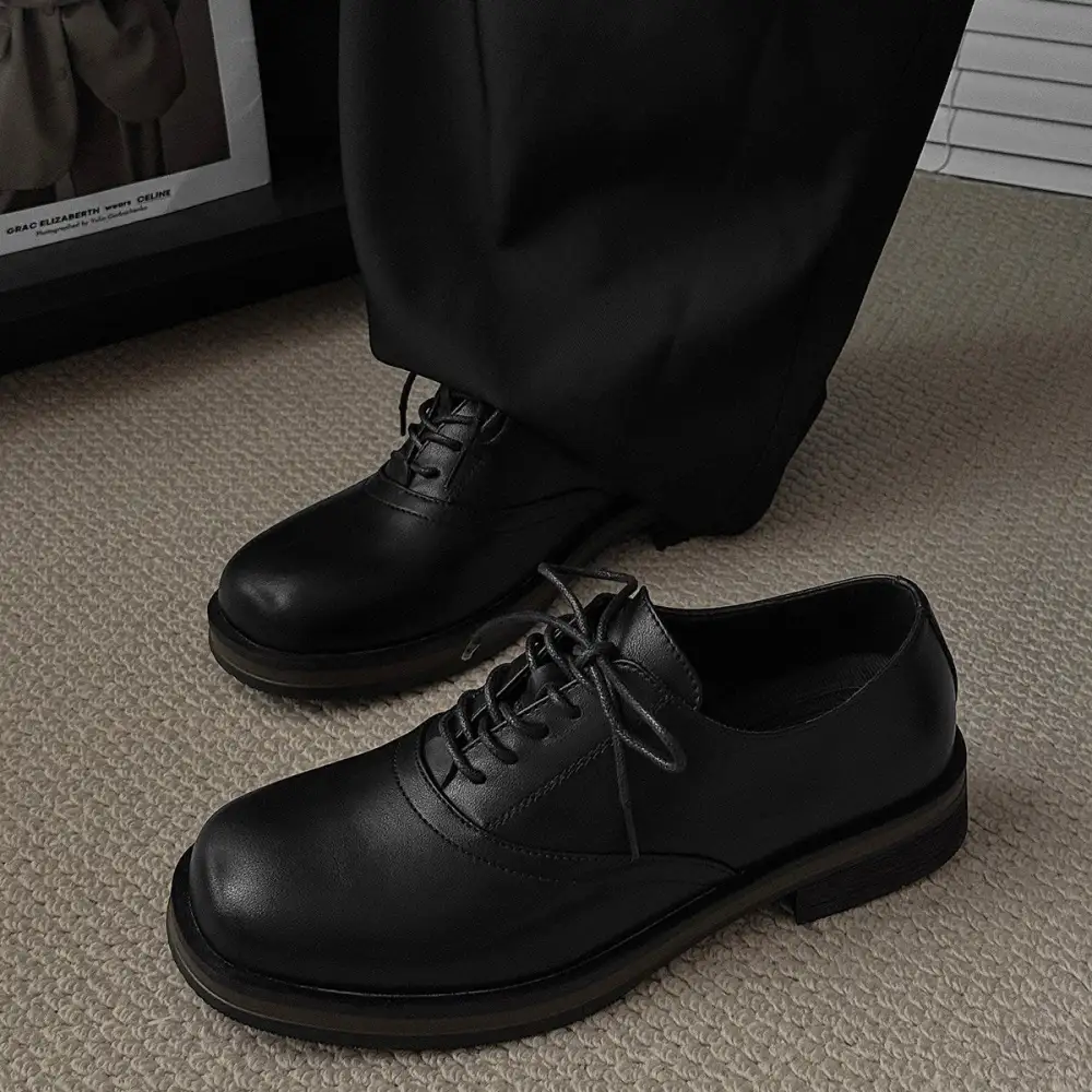 Round Toe Lace Up Leather Casual Shoes