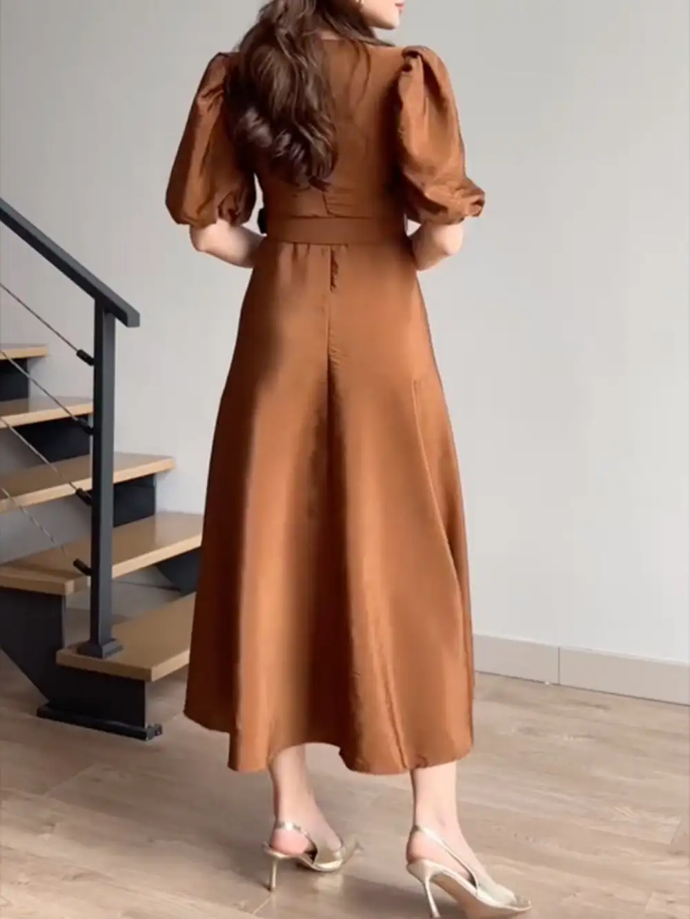 Elegant Midi Dress