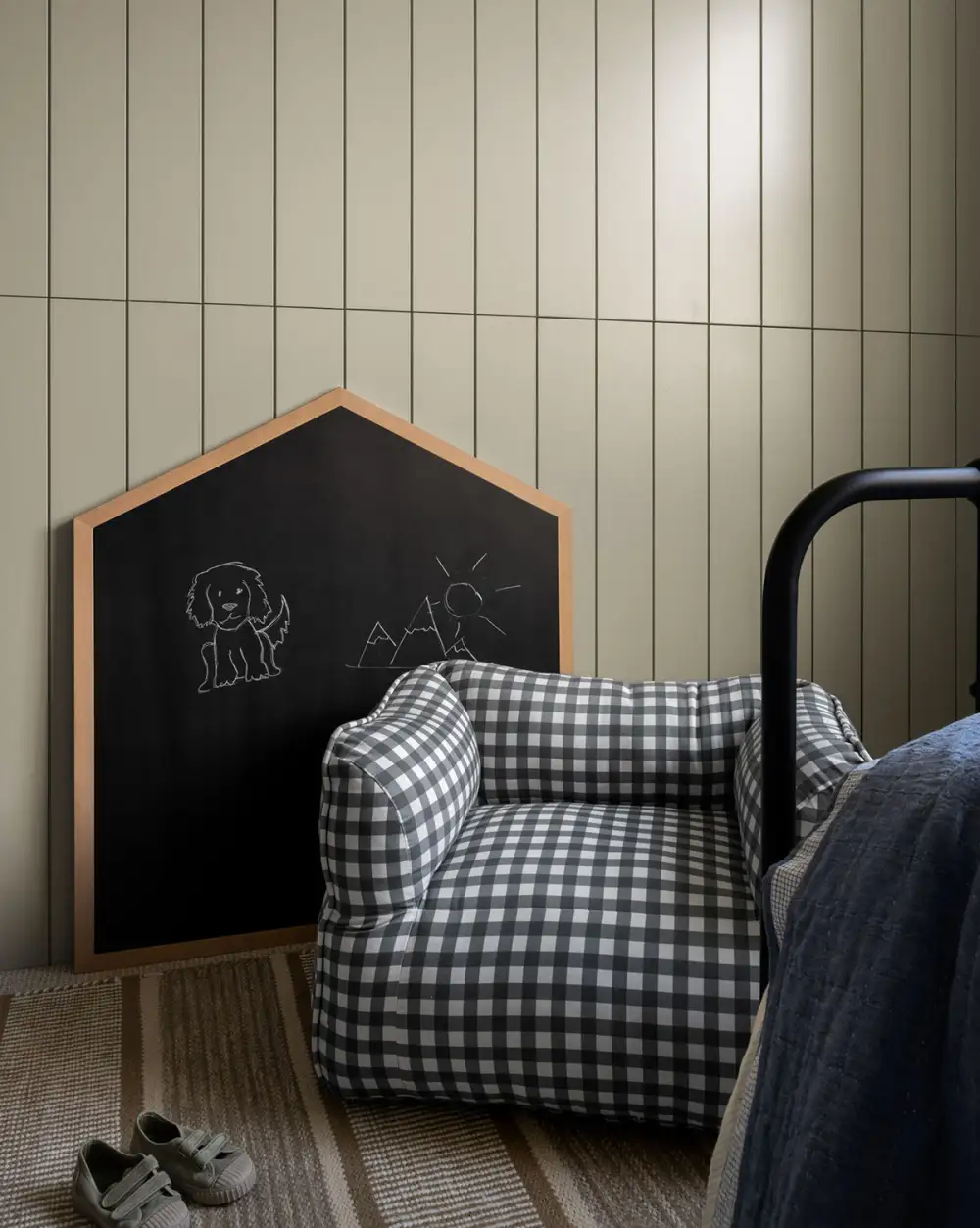 Modern Kids Chair