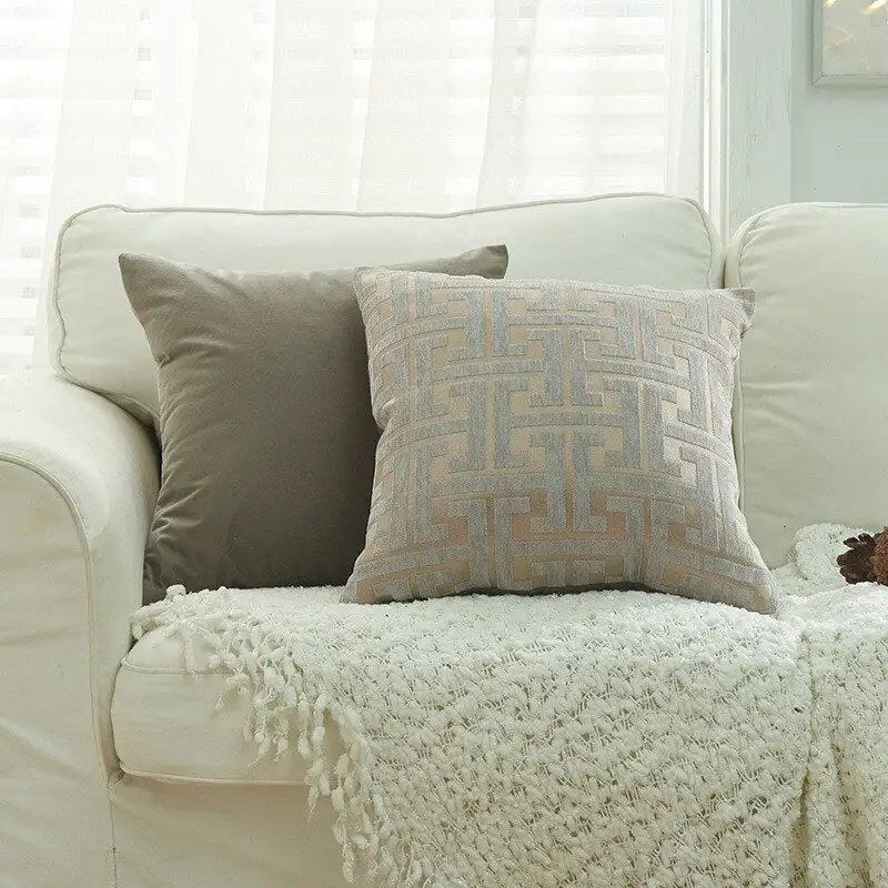 Refined Decorative Throw Blanket