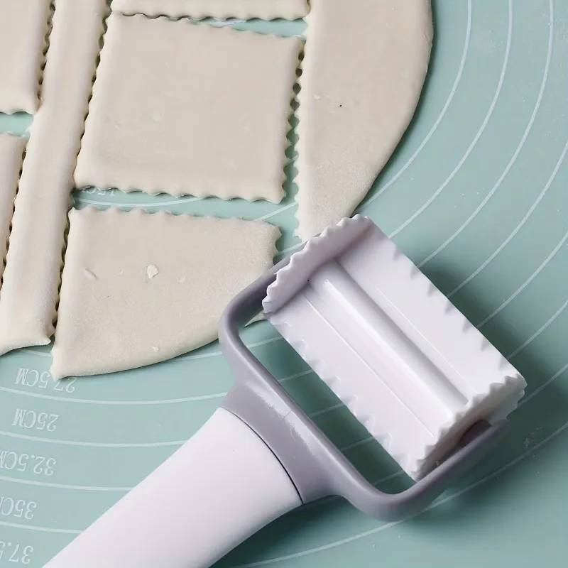 Dough Lattice Cutter Tool