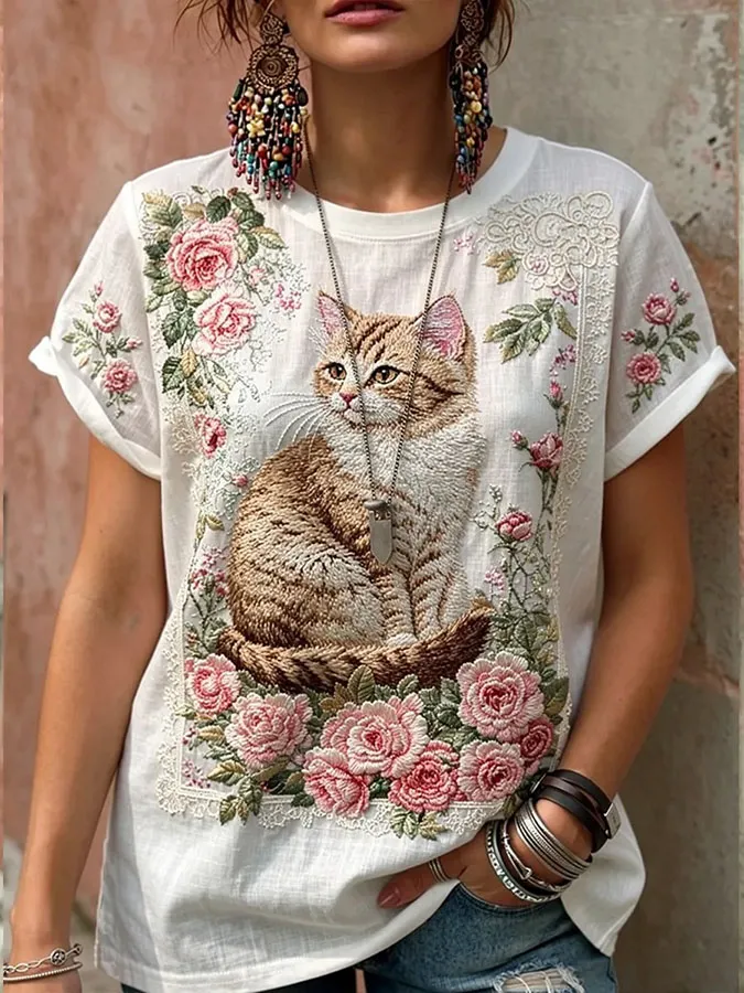 Women's Cute Cat Printed Casual T-shirt