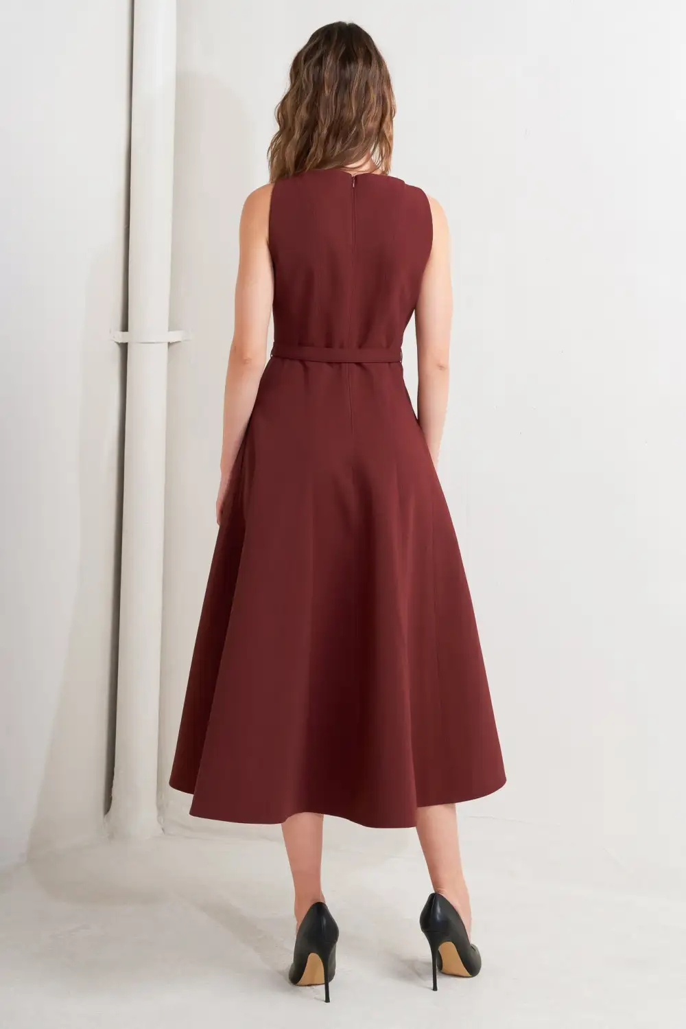 Everyday Sleeveless Midi Dress