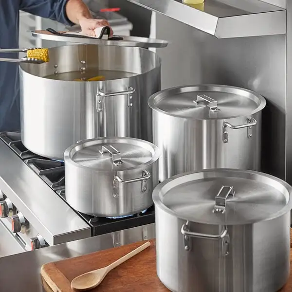 Compact Aluminum Sauce Pot with Cover