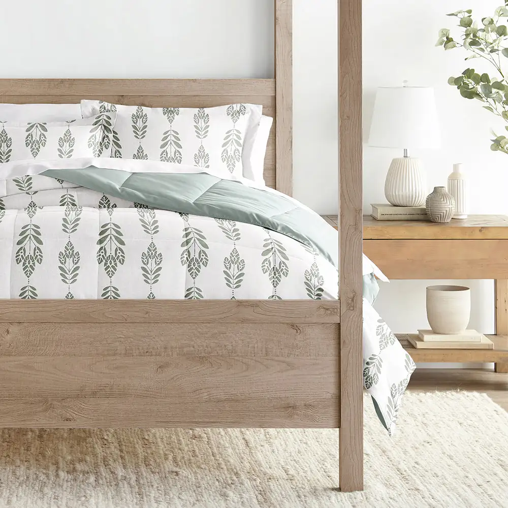 Leaves Reversible Down Alternative Comforter Set