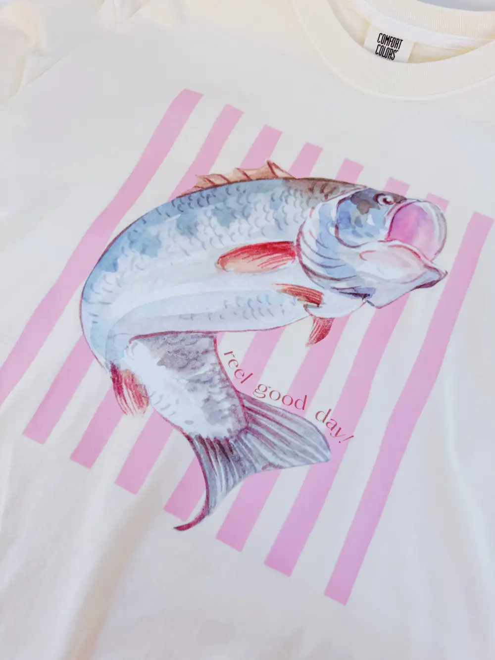 River Graphic Tee