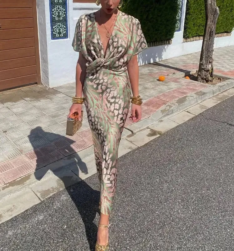 Elegant Midi Dress