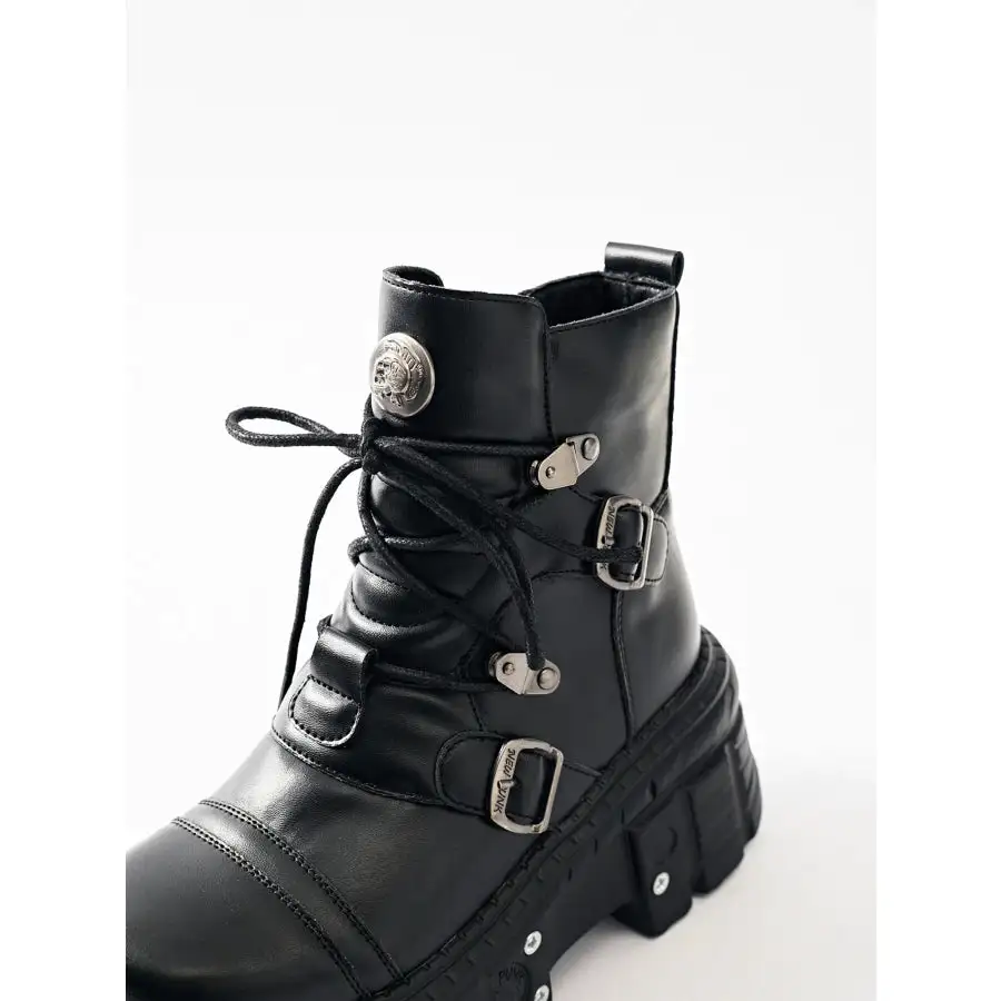 Relaxed Lace Up Platform Boots
