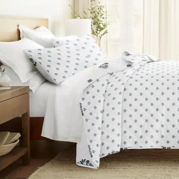 Stamped Bloom Reversible Quilted Coverlet Set