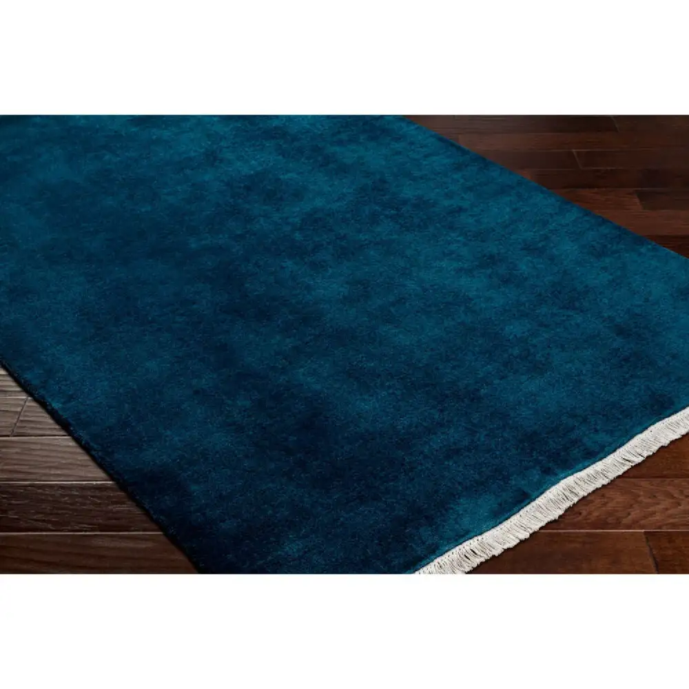Hand-Loomed Wool Fringe Square Carpet