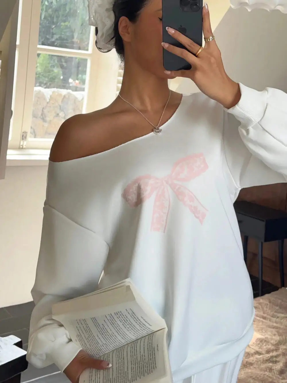 Women Bow Graphic Relaxed Fit Lace Detail Sweatshirt