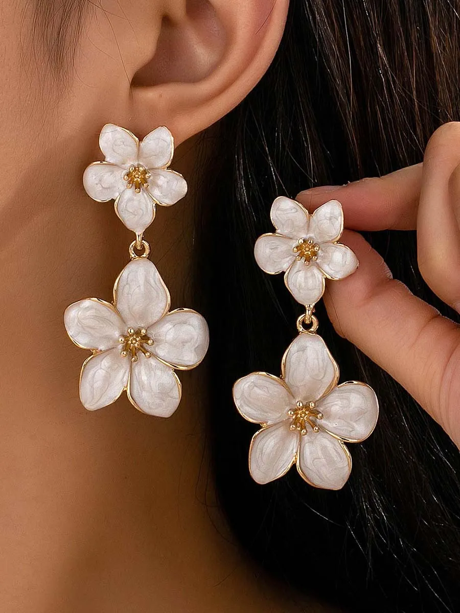 Minimal Celestial Accent Earrings