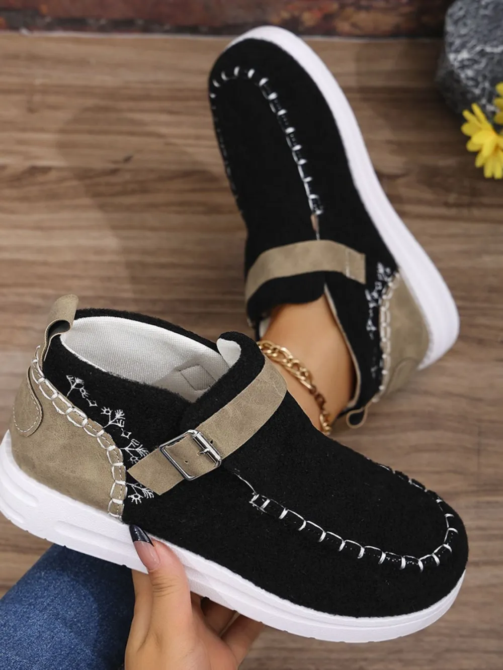Round Toe Buckle Sneakers