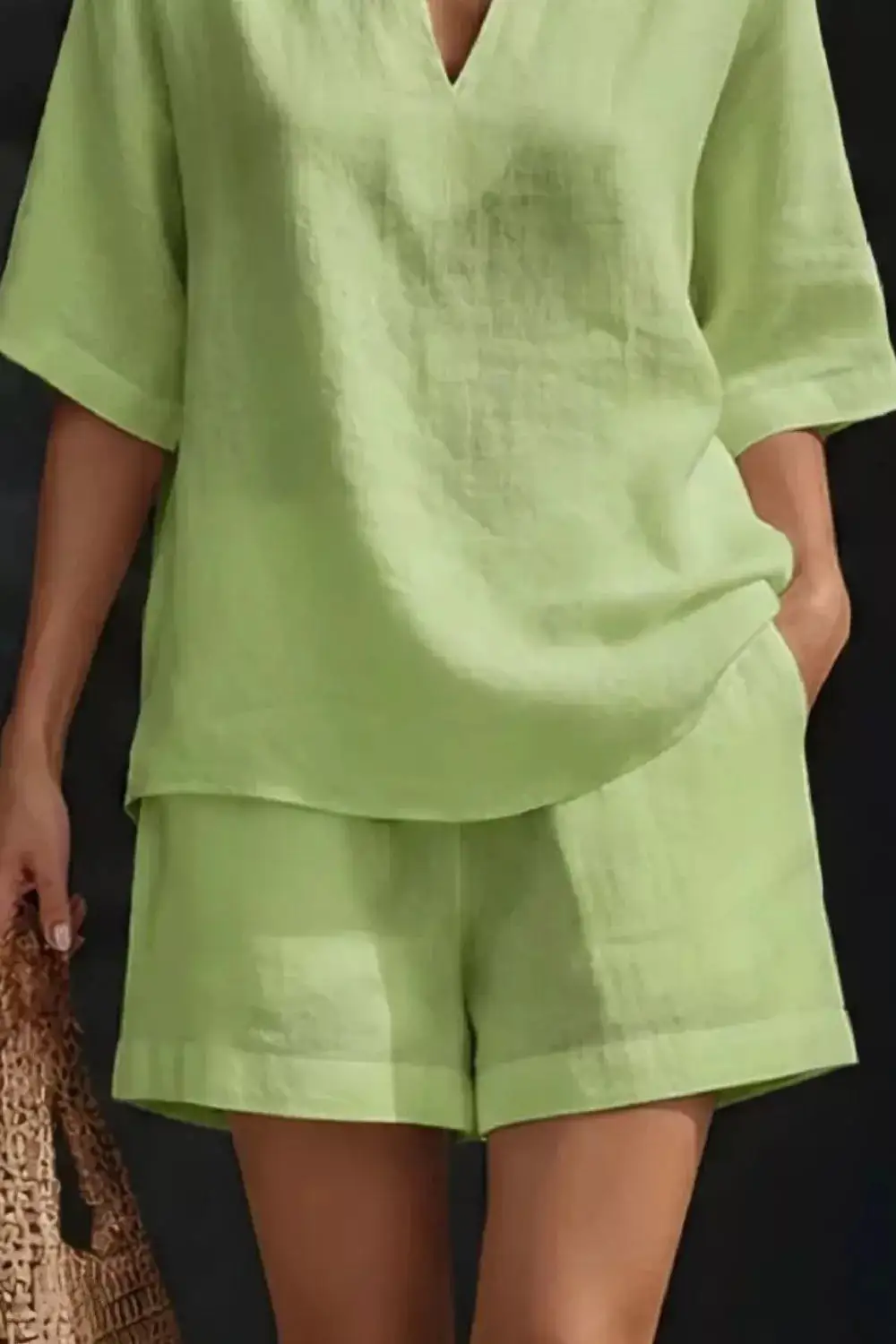 Streamlined Refined Pocketed Top and Shorts Matching Set