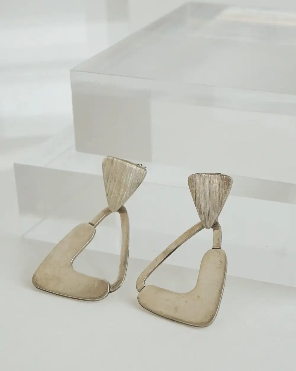 Delicate Classic Earrings