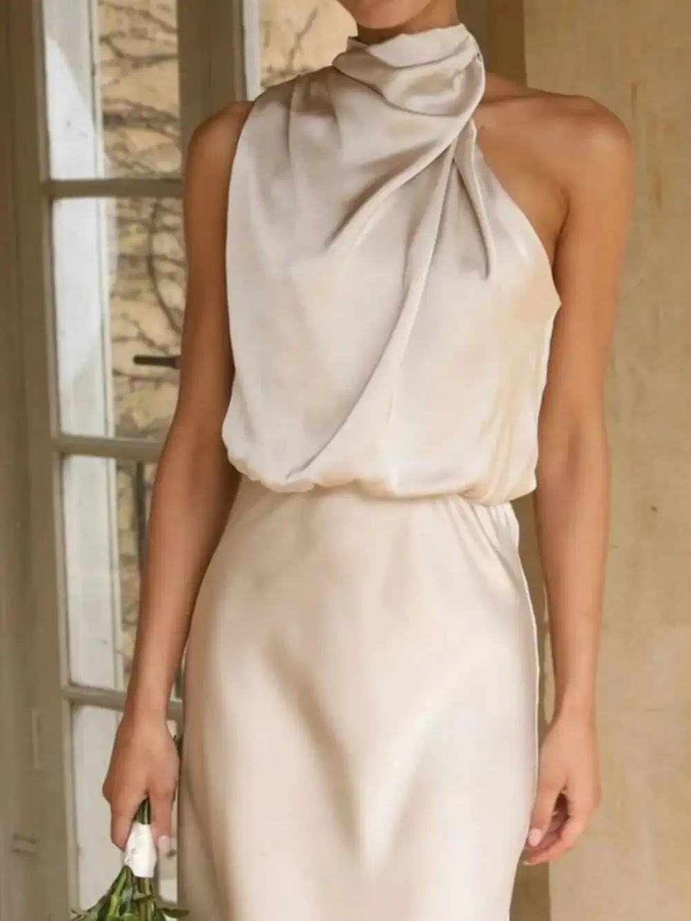 Modern Ruched Sleeveless Midi Dress