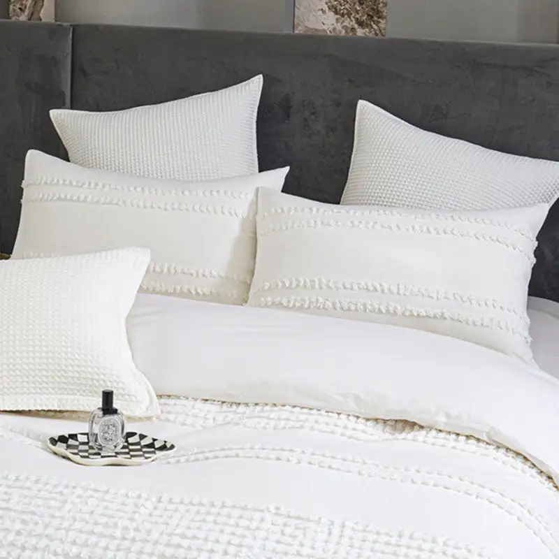 Cotton Tufted Stripe Pillowcase Set