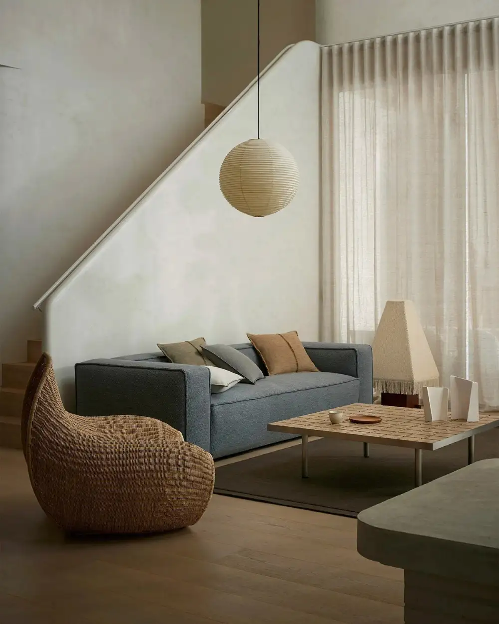 Wool Bordered Contemporary Harmonious Area Rug