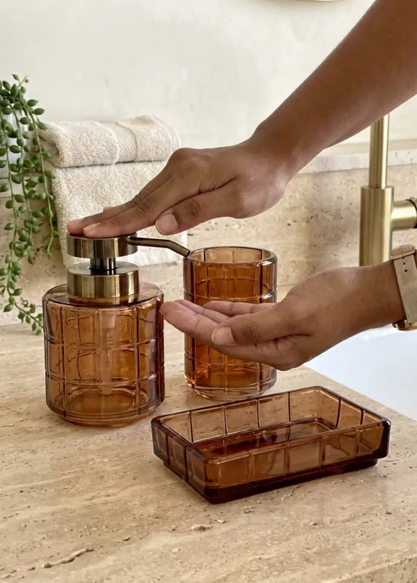 Cube Bathroom Set Amber Of