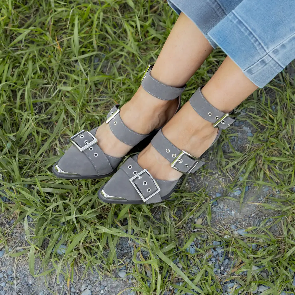 Charming Line Heels