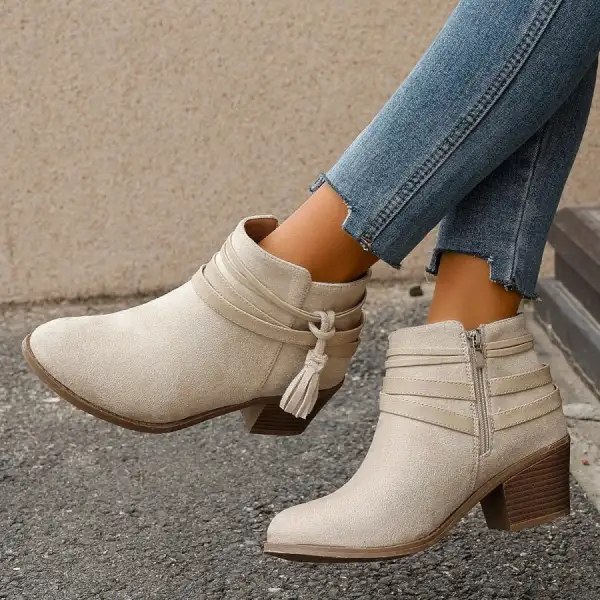 Tassel Point Toe Block Heels Boots