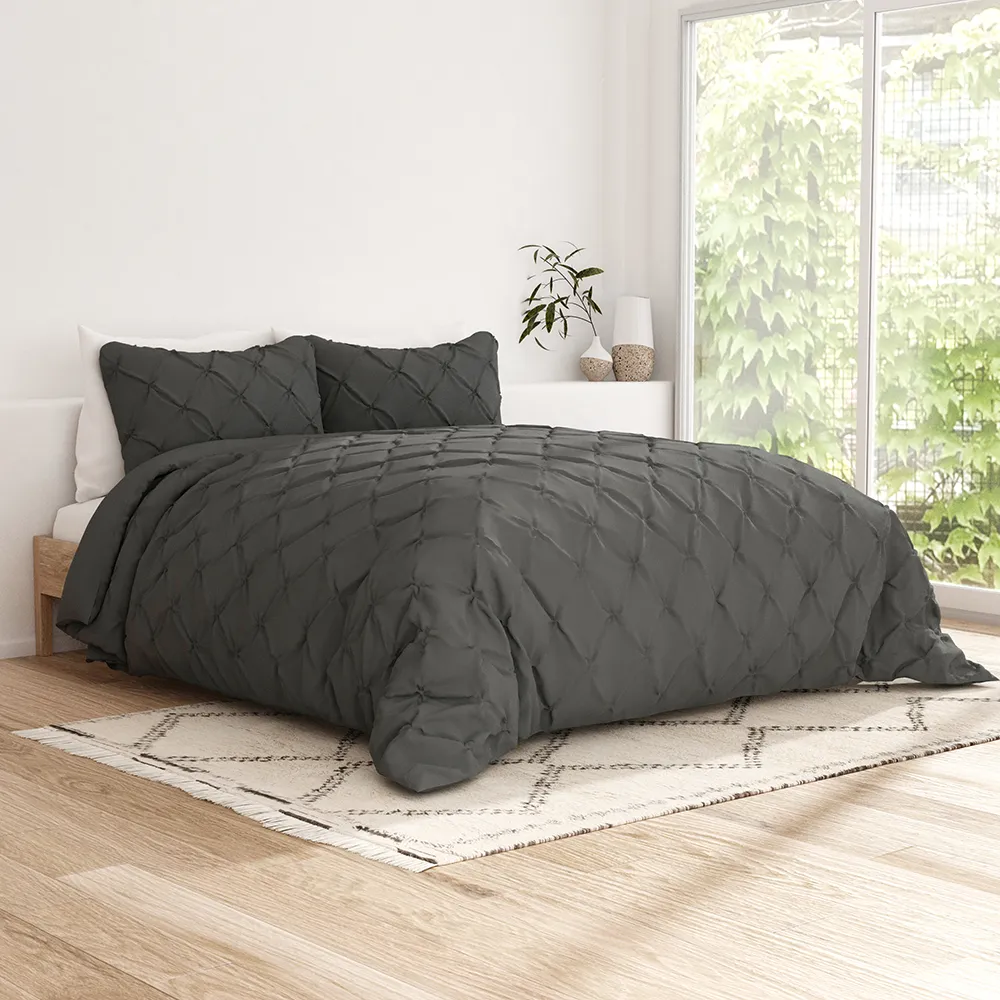 Pinch Pleat Duvet Cover Set