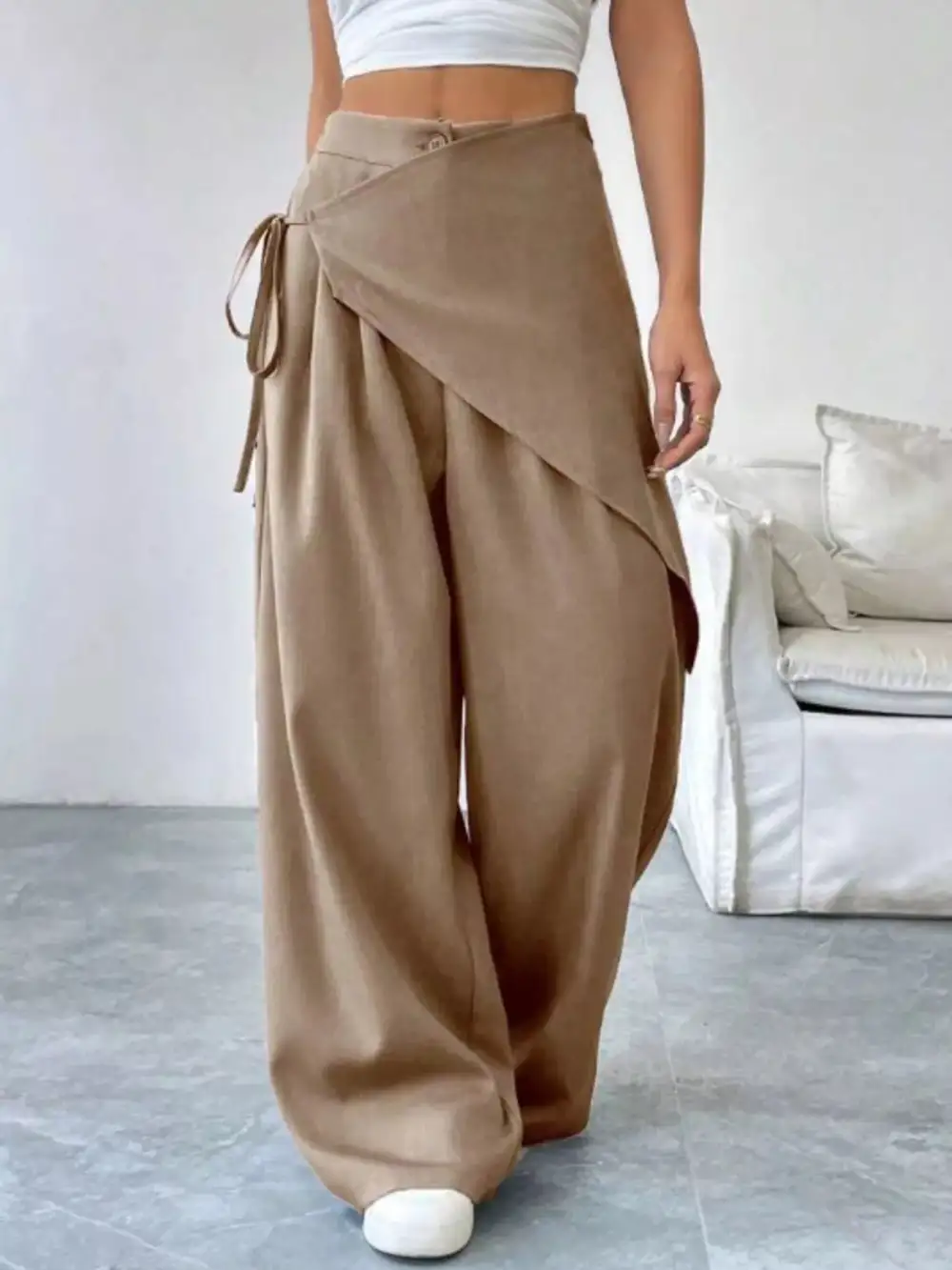 Pocketed Wide Leg Trousers