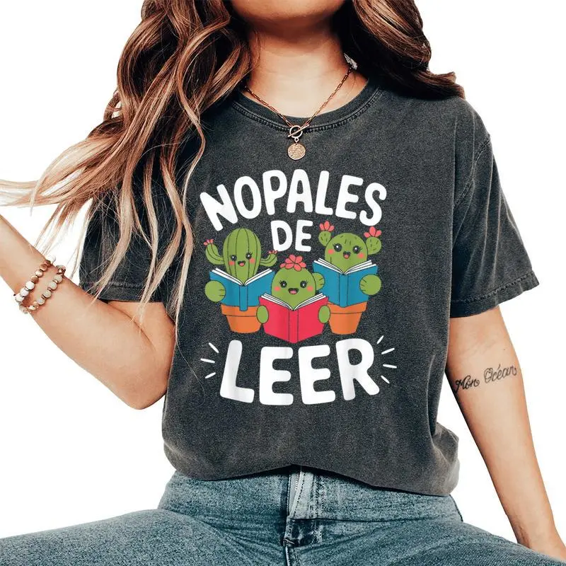 Nopales De Leer Bilingual Teacher Maestra Spanish Teacher Women's Oversized Comfort T-Shirt