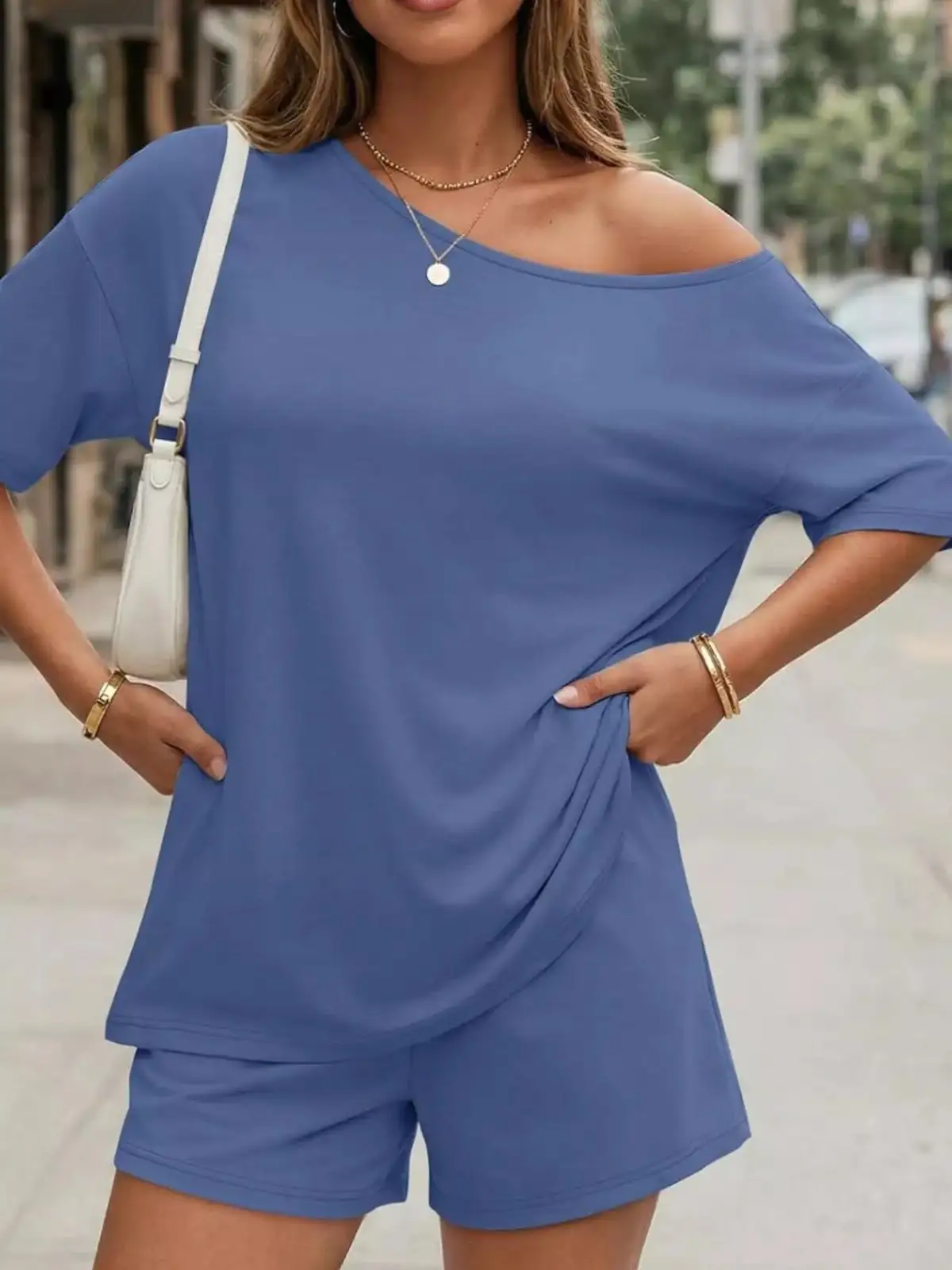 Easygoing Refined Pocketed Top and Shorts Matching Set