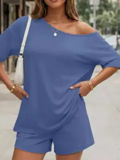 Easygoing Refined Pocketed Top and Shorts Matching Set