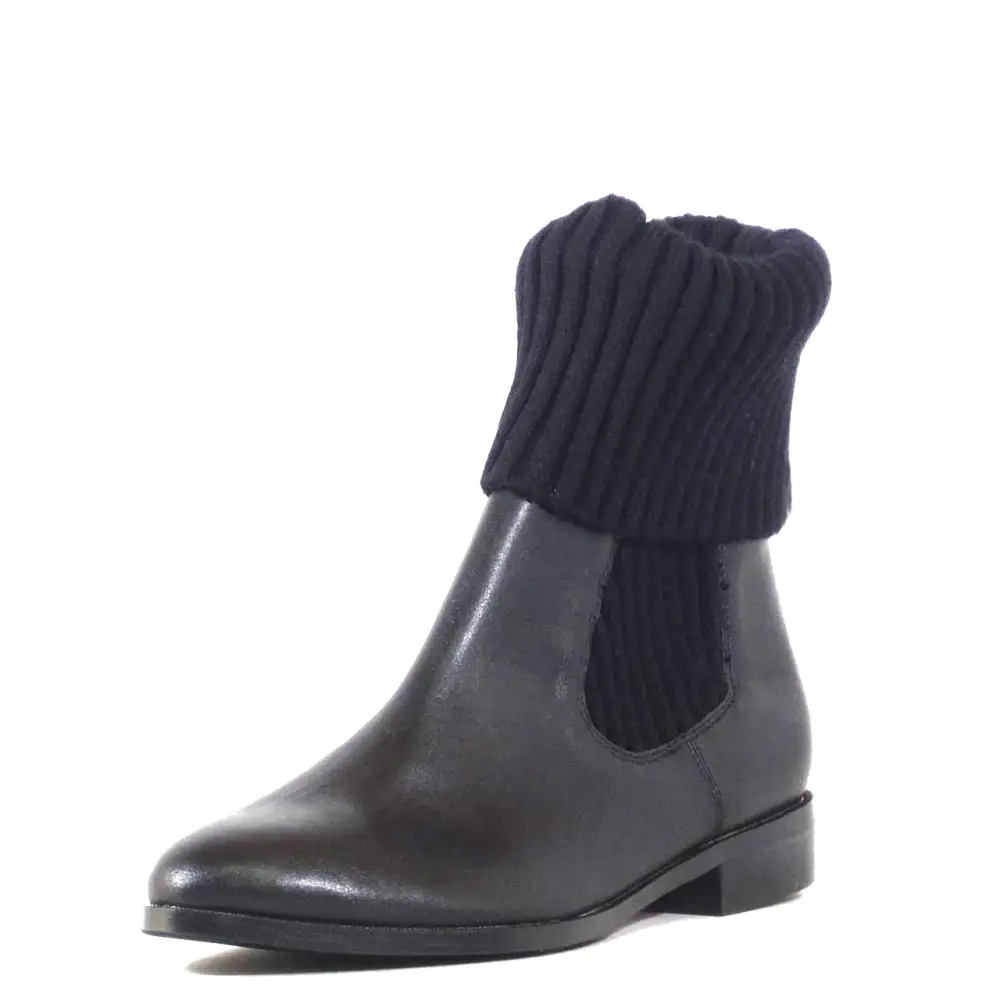 Classic Mid Calf Boots