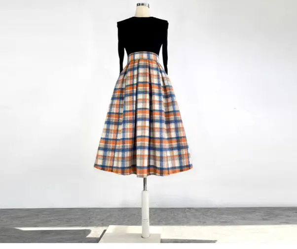 Lightweight Promenade Everyday Casual Wool Skirt