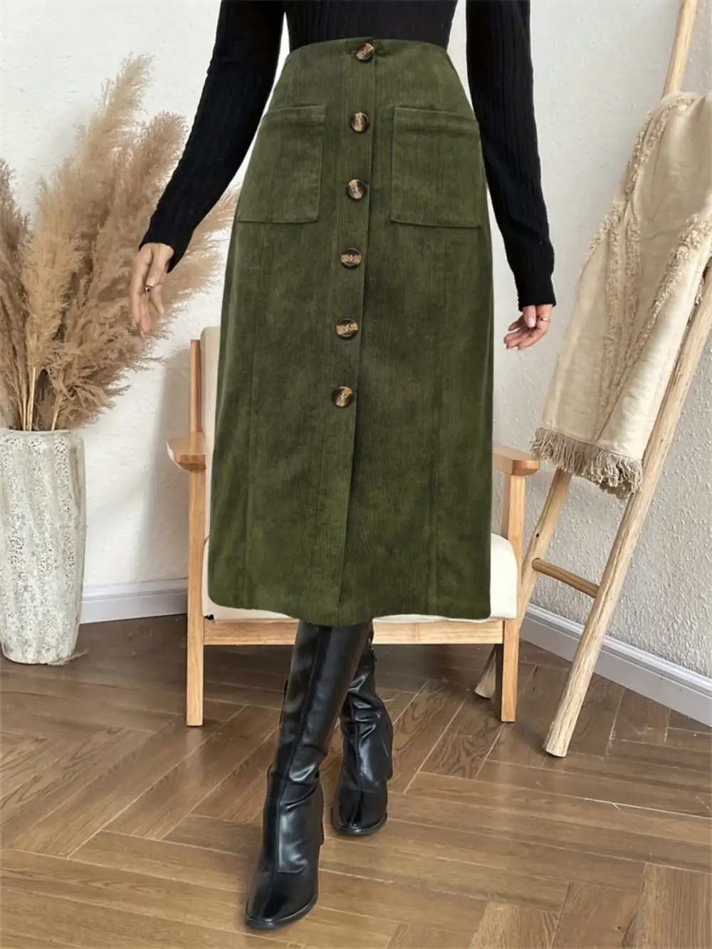 Refined Button Front Pocket Detail Skirt