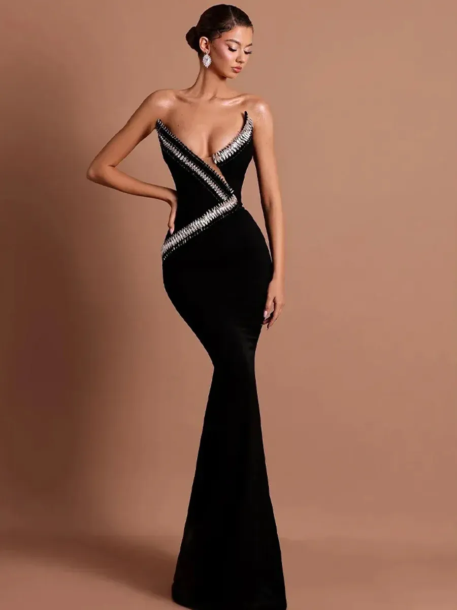 Amira Maxi Dress In Black