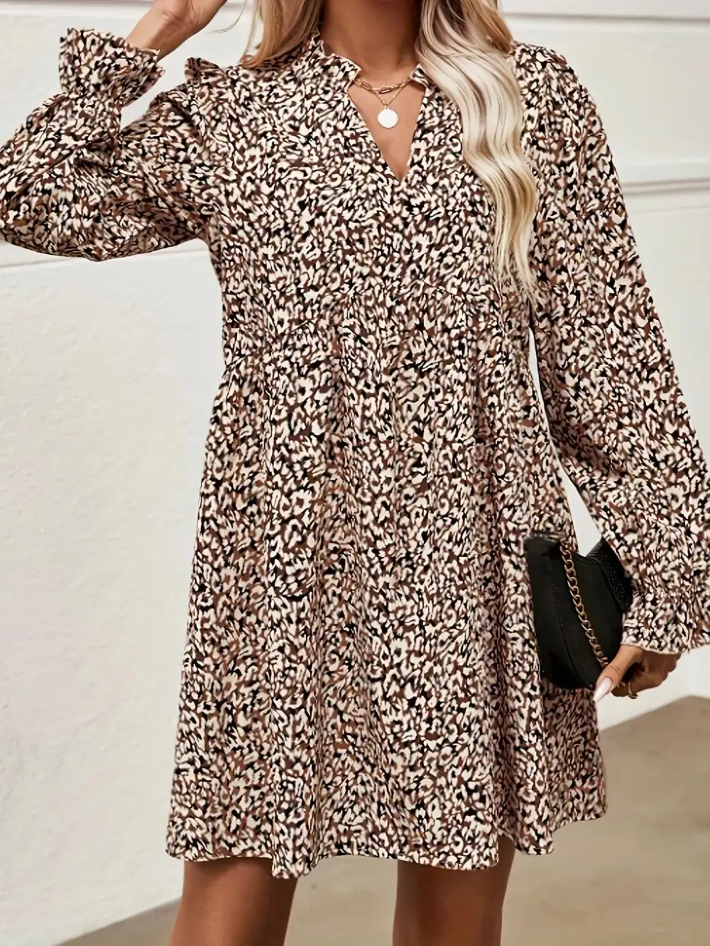 Relaxed Shape Notched Mini Dress