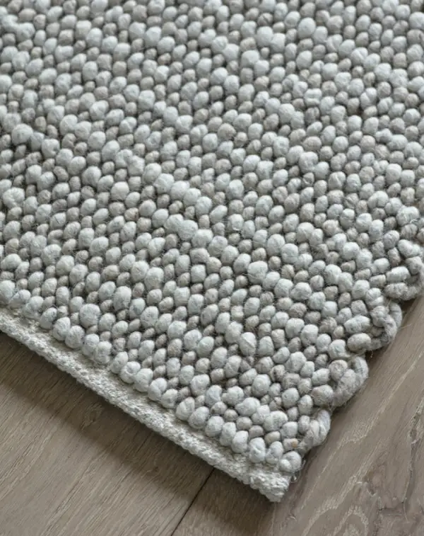 Wool-Polyester Area Rug