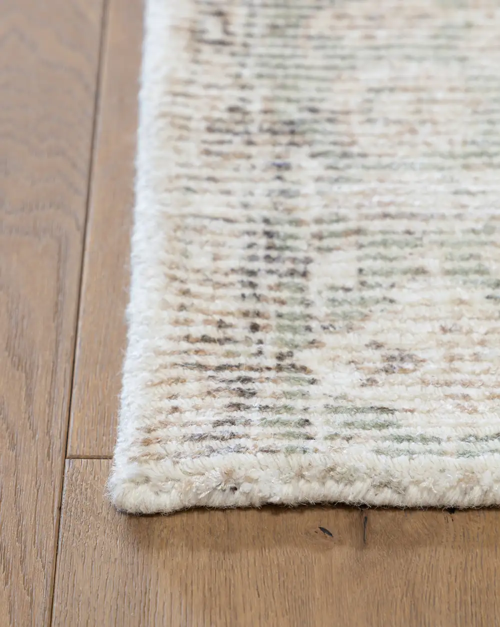 Floral Hand-Tufted Wool Area Rug